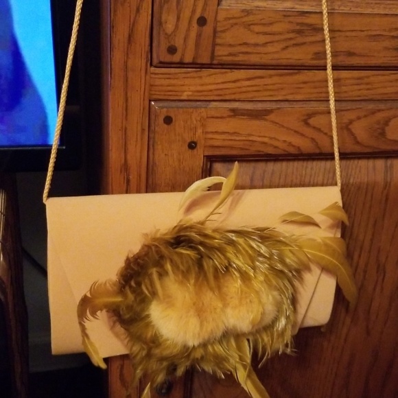 Milani Feather Crossbody Bag - Picture 1 of 2